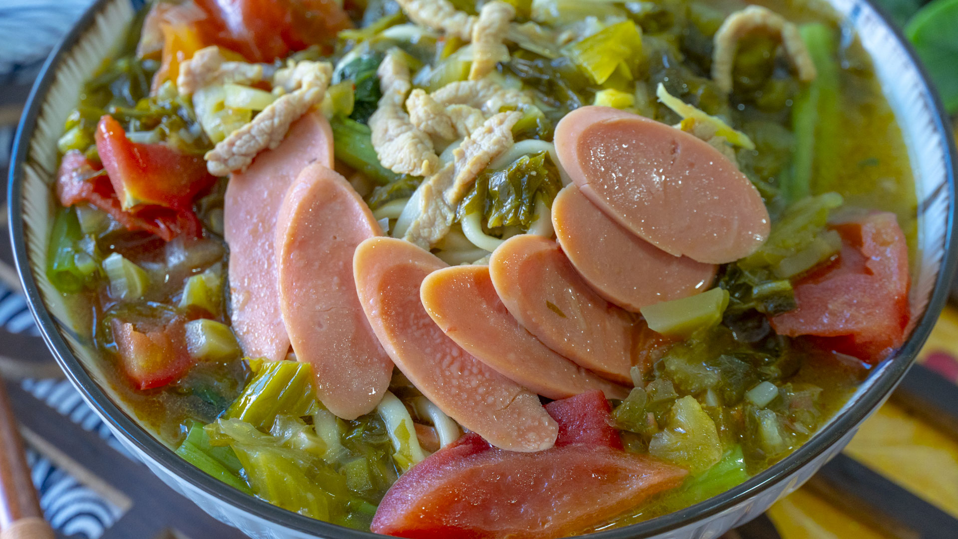 酸菜好吃不发臭的做法,酸菜鲜做的酸菜怎样吃才能更安全