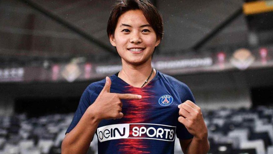 王霜踢球有多难,王霜几岁开始踢球