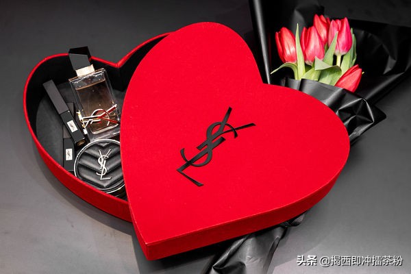 必抢情人节限定美妆！Armani精品巧克力免费送