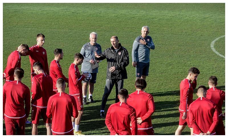 葡萄牙无缘四强c罗首发了吗,2018葡萄牙vs西班牙赛后c罗表现