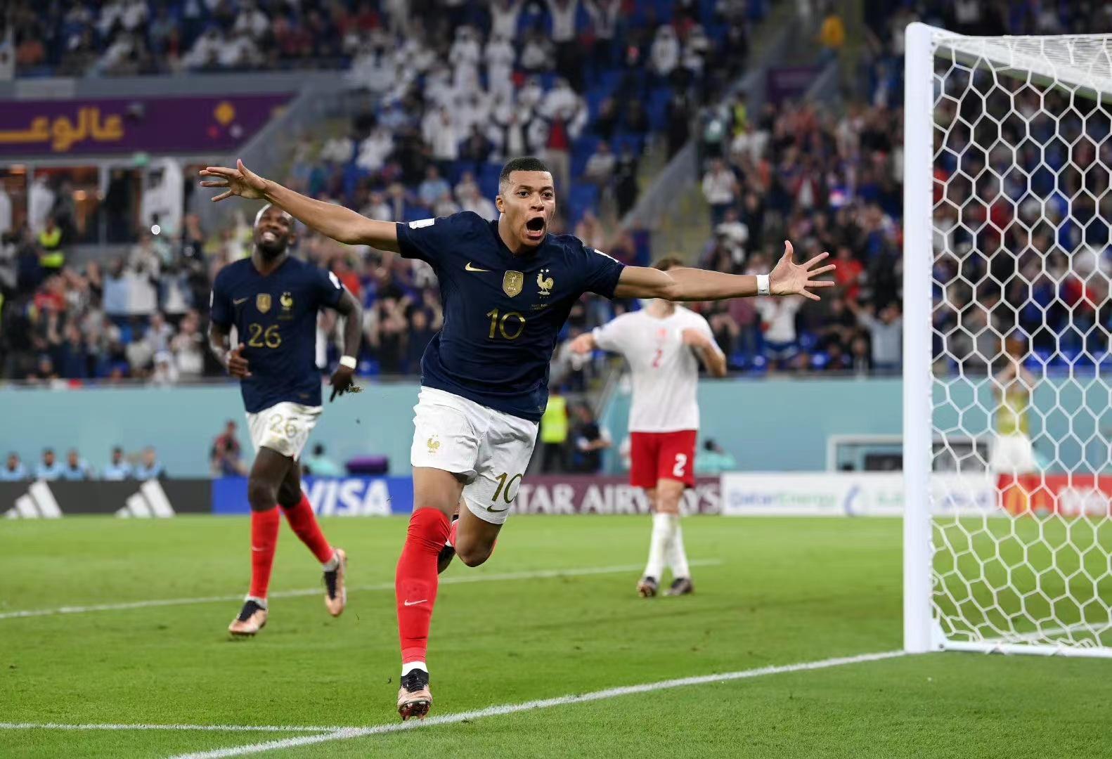 c罗和姆巴佩跑100米,c罗巅峰时期和姆巴佩谁跑得快