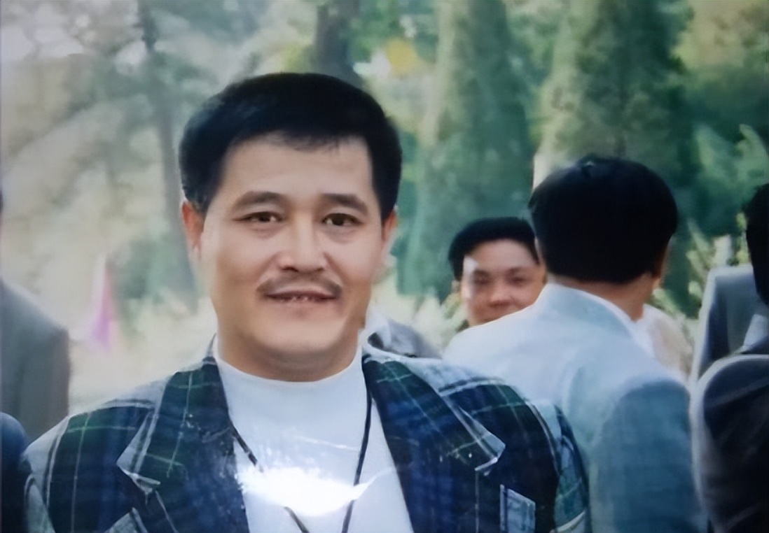 哈文为什么让赵本山上央视舞台,哈文和赵本山一段不为人知的故事