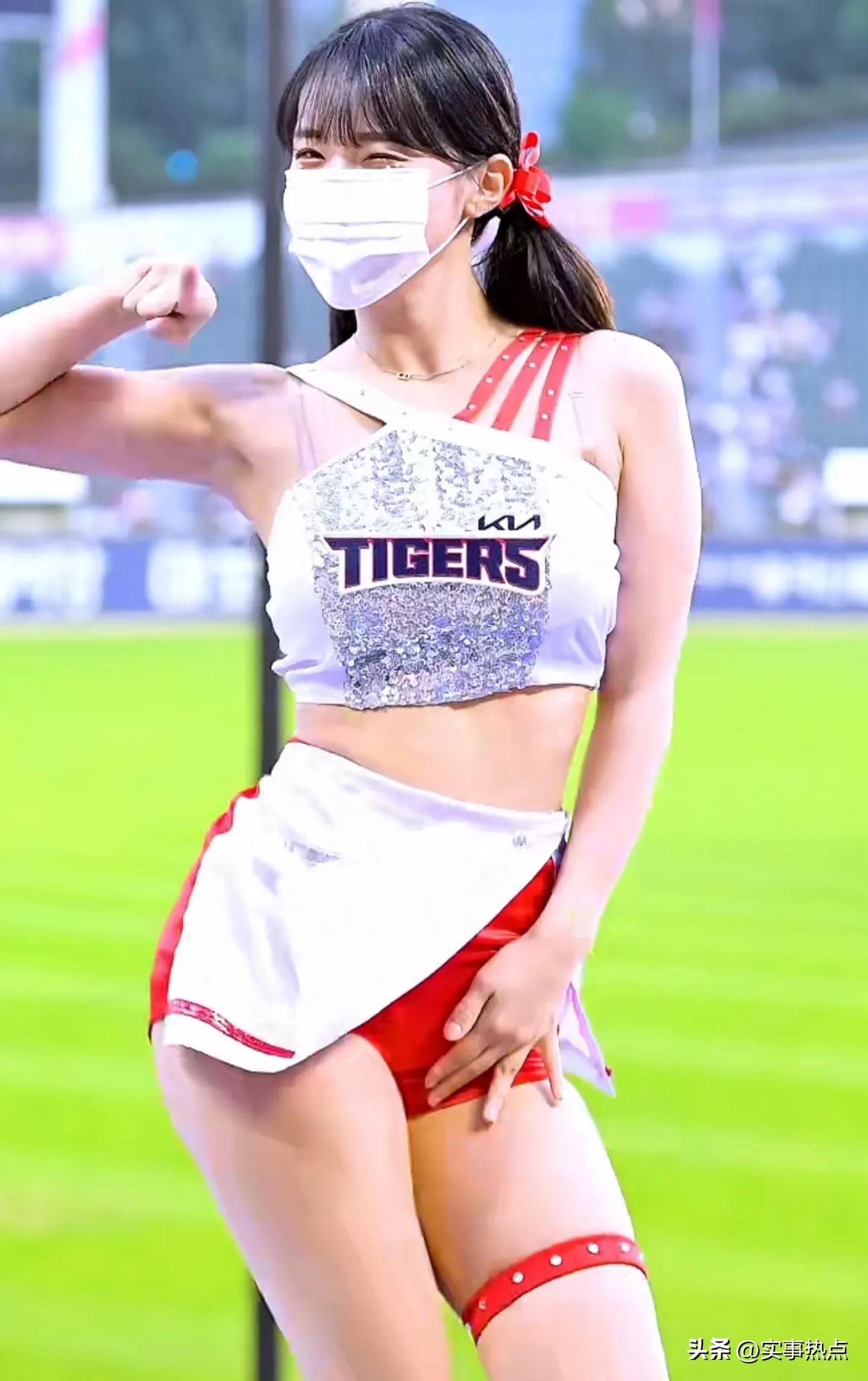 世界杯三名女生跳舞,世界杯各国美女大比拼