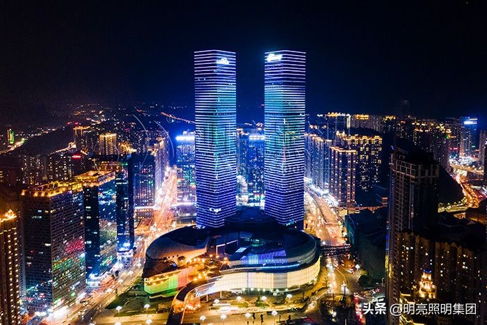 今年的亮化工程为什么这么大,亮化工程应不应该限制