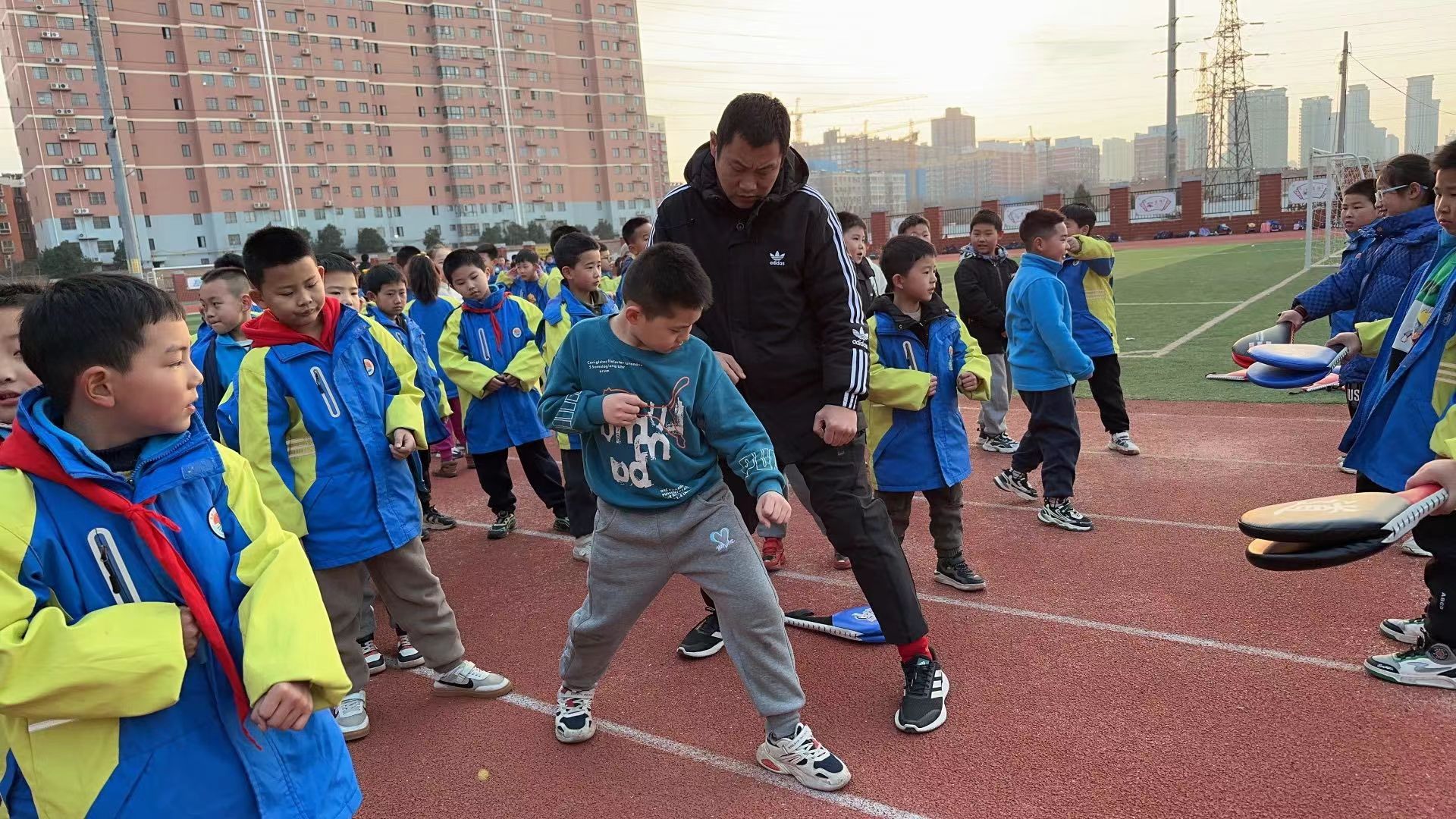 社团文化艺术节社团风采展示视频,渭南市文化艺术培训成果展