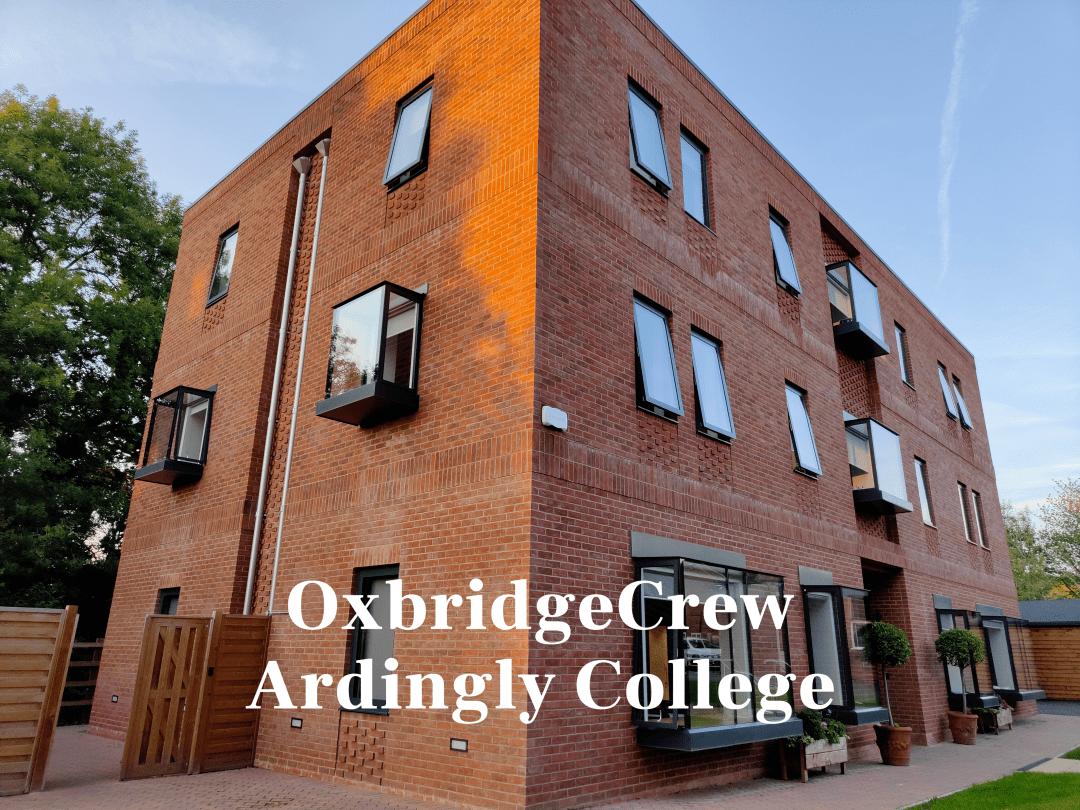 英国女王和菲利普亲王深情对视,英国国王学院高中