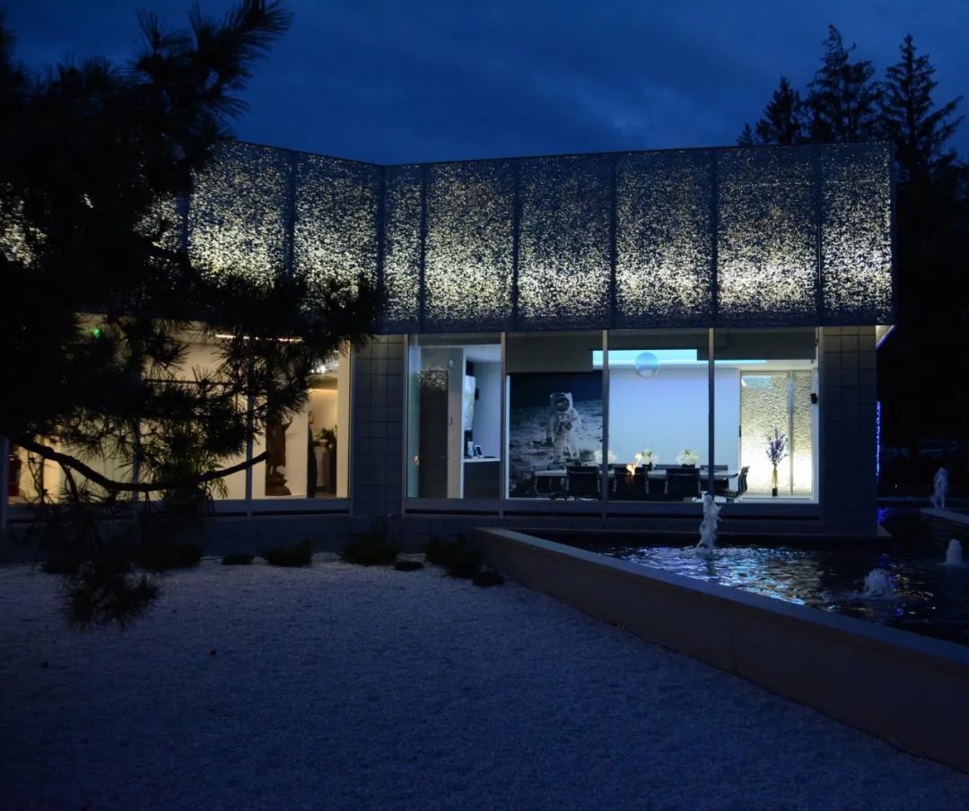 泡沫铝夜间效果图片,泡沫铝透光效果图