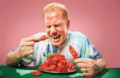 假如被辣椒辣到怎么办,手被辣椒辣到怎么办妙招姐