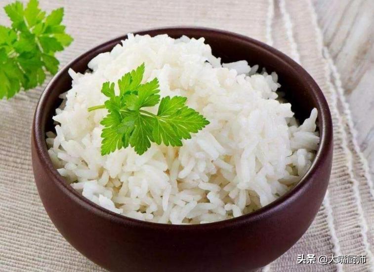 蒸米饭好吃的三大技巧,米饭怎么蒸好吃又香又松软