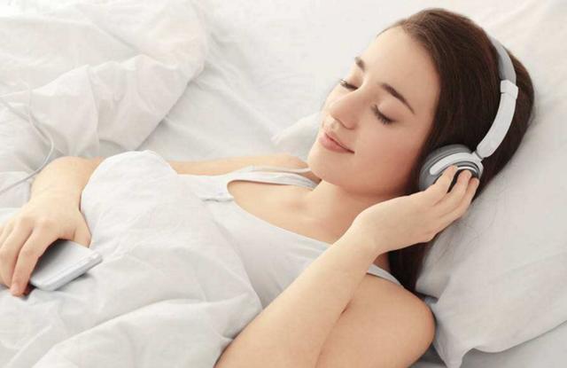 缓解失眠的十大食物,晚上失眠吃什么药可以助睡眠