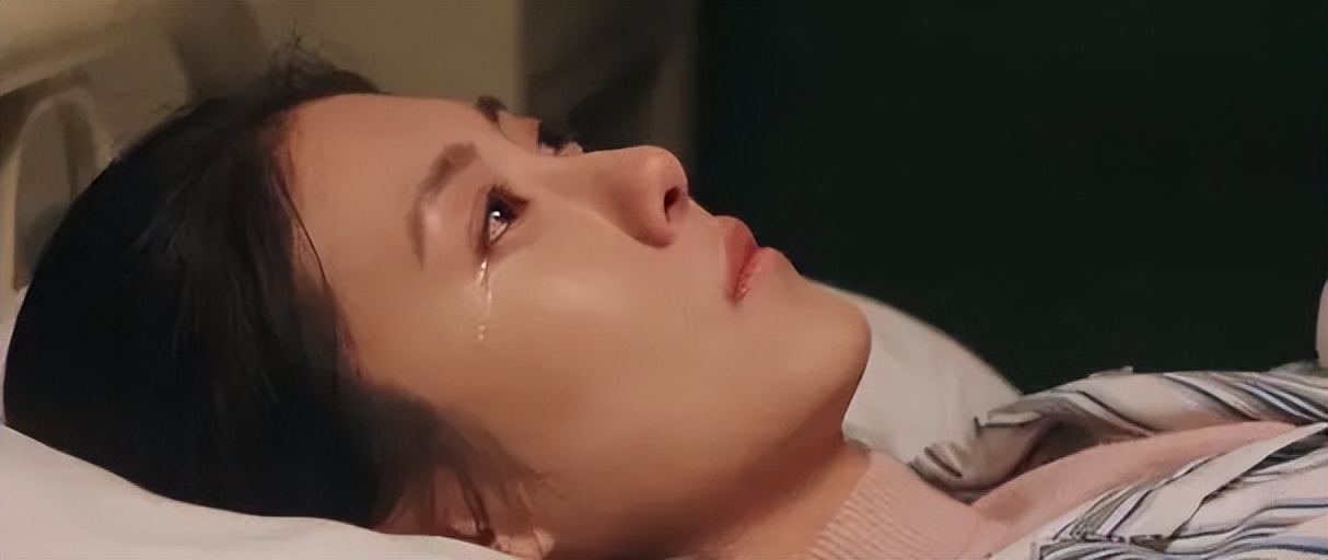 红玲送蓓蓓冰刀鞋是第几集,贺红玲叶国华和蓓蓓合影