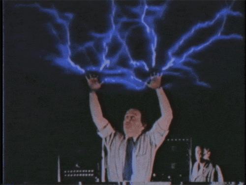 避雷针的发明者靠什么来捕捉雷电,科学家发明避雷针