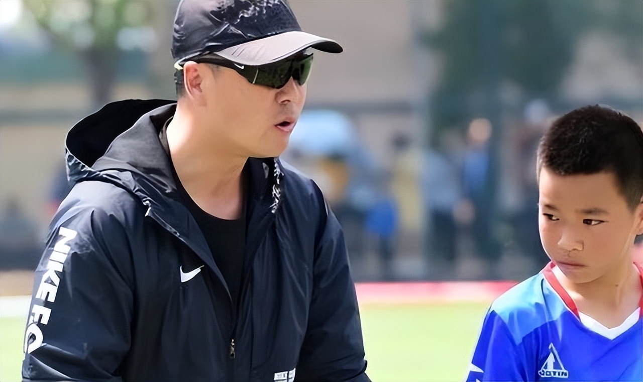 国足祁宏个人资料,祁宏谈中国足球