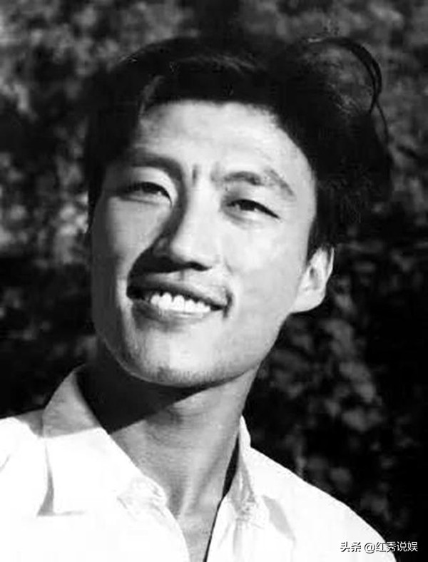 60年代老电影刘三姐演员,50年代的老电影云雾山中