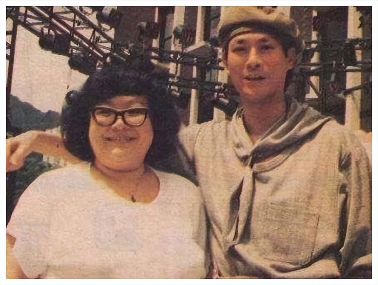 郑欣宜被曝抑郁症后露面,郑欣宜消失三个月首露面