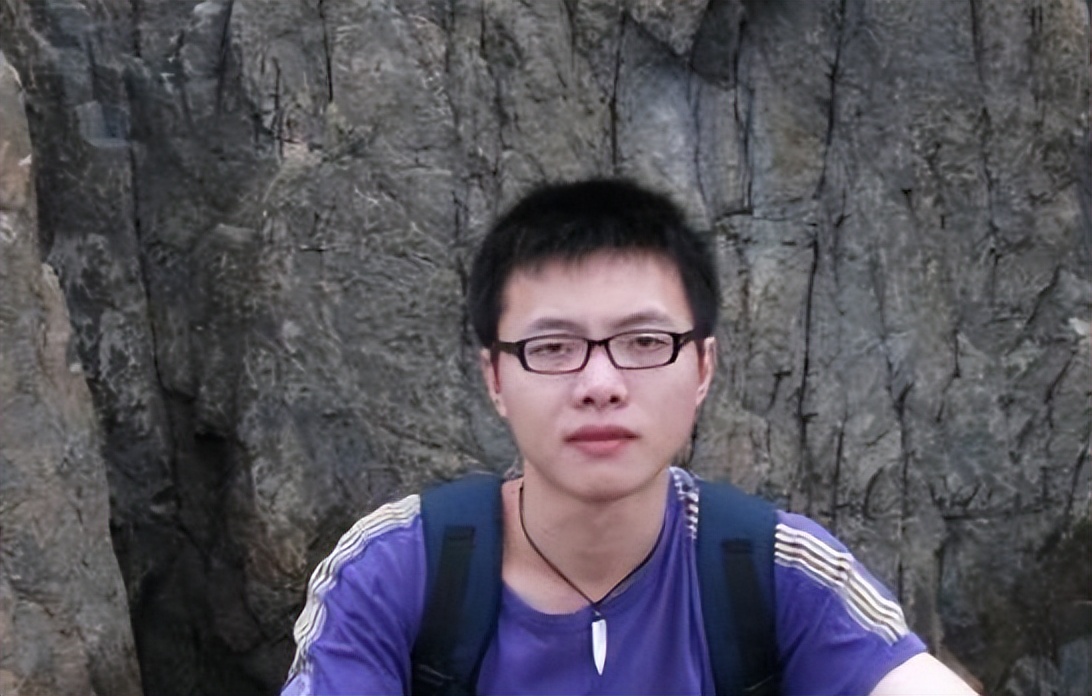 圆脸适合的发型有哪些图片,圆脸脖子短的女人适合剪什么发型