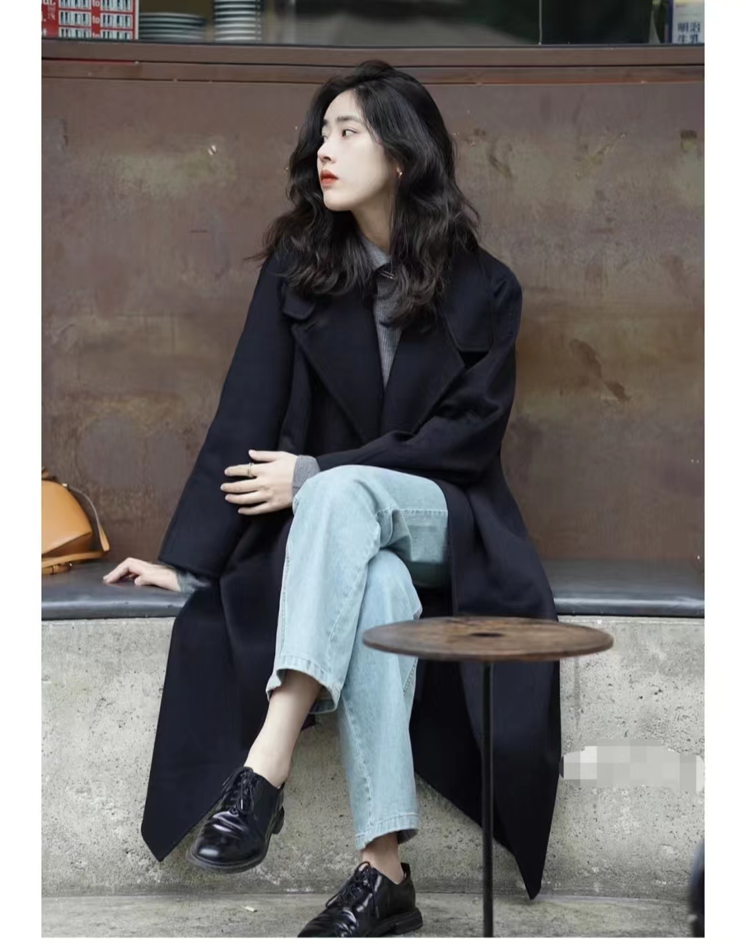 白色大衣里面搭配什么颜色显高级,17-20岁女气质大衣