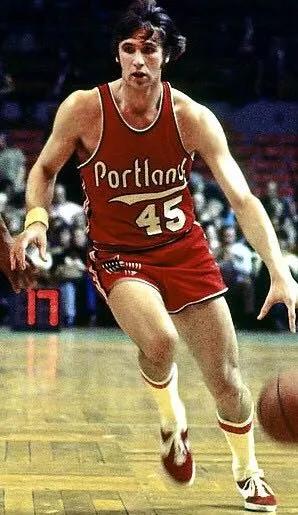 致敬传奇——盘点NBA各队退役球衣（开拓者队下）