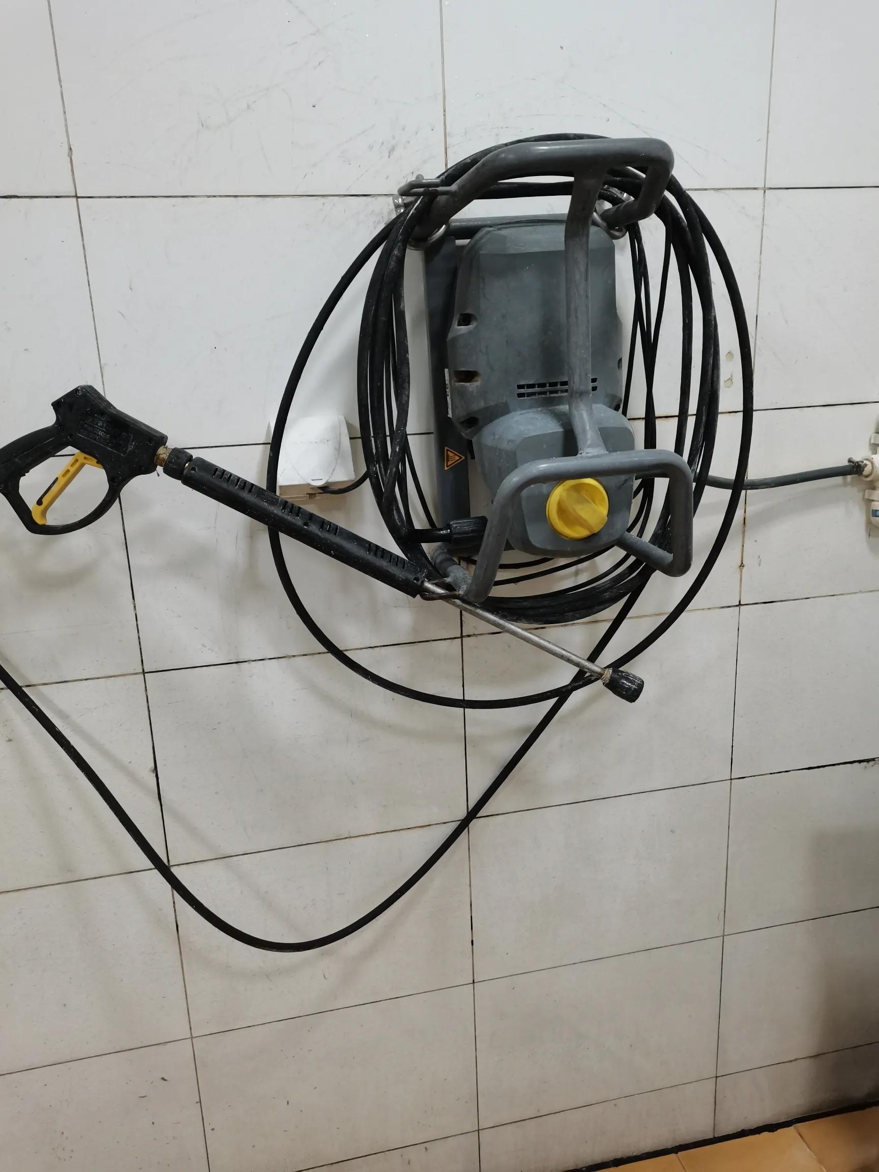 凯驰高压水枪出水断断续续,凯驰hd5维修后漏水