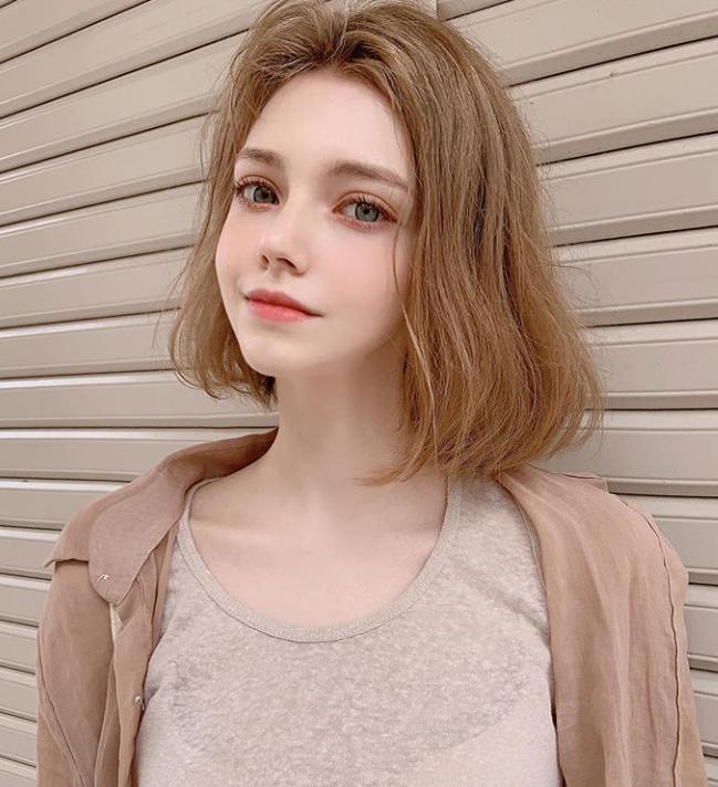 21岁德国模特凭“精灵美貌”火遍亚洲，却突然失踪？牵出黑暗内幕