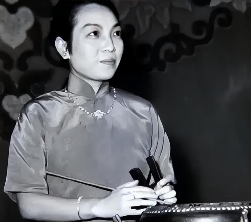 骆玉笙何时去世,骆玉笙晚年生活视频