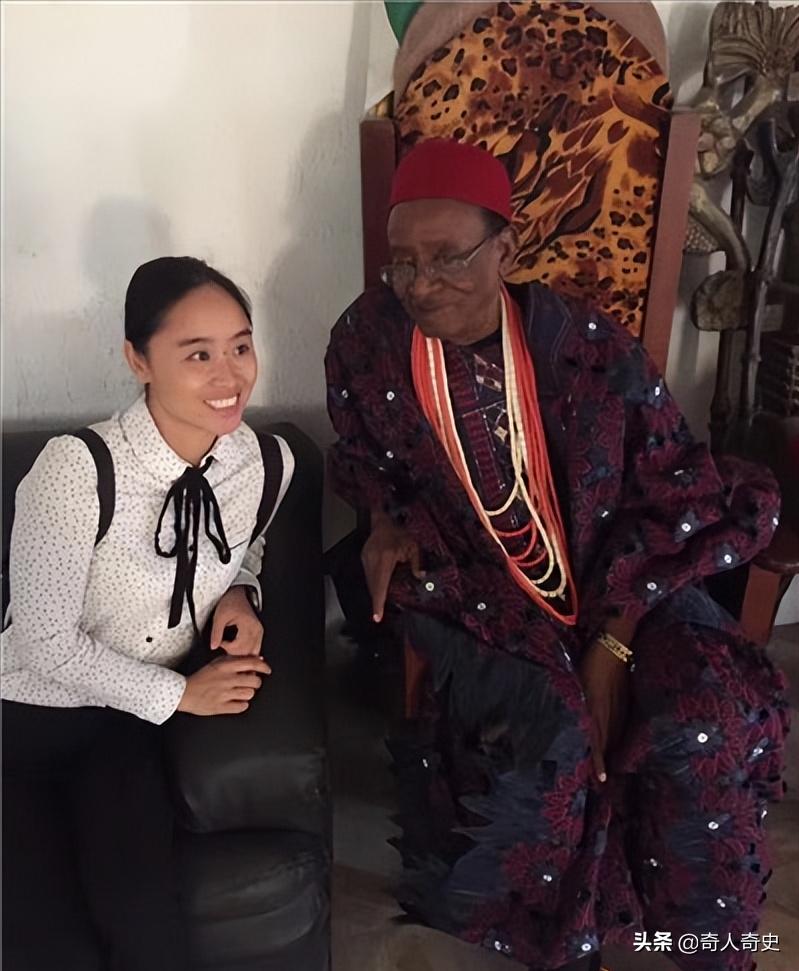 湘妹子的非洲十年：租6个携带枪支的警察做保镖，而今依然在非洲