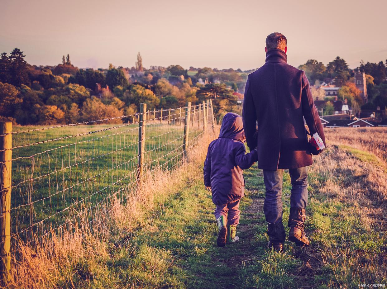 父亲节五律押韵诗词,七律父亲节简短诗句