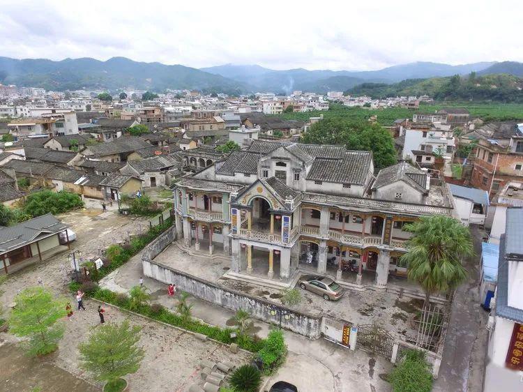 广东哪里适合养老定居房价还不高,广东适合居住靠海的小县城