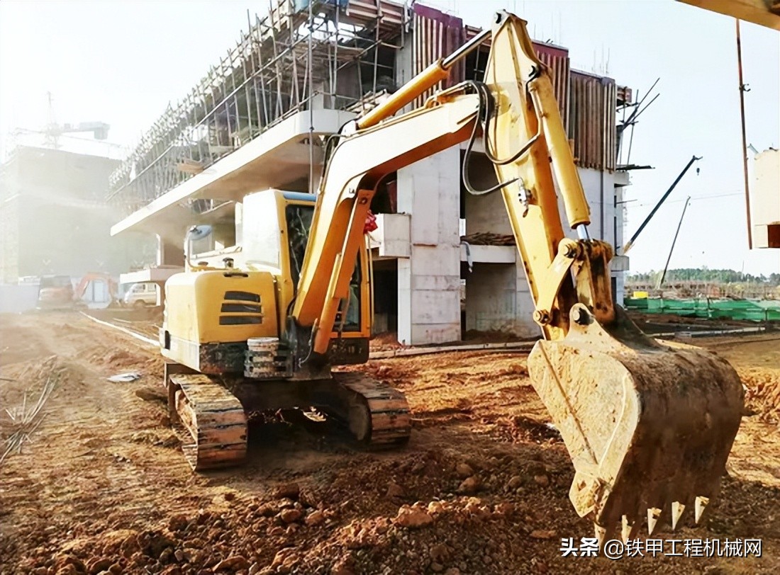 临工e660fl挖机参数,山东临工e660f和e660fl有什么区别