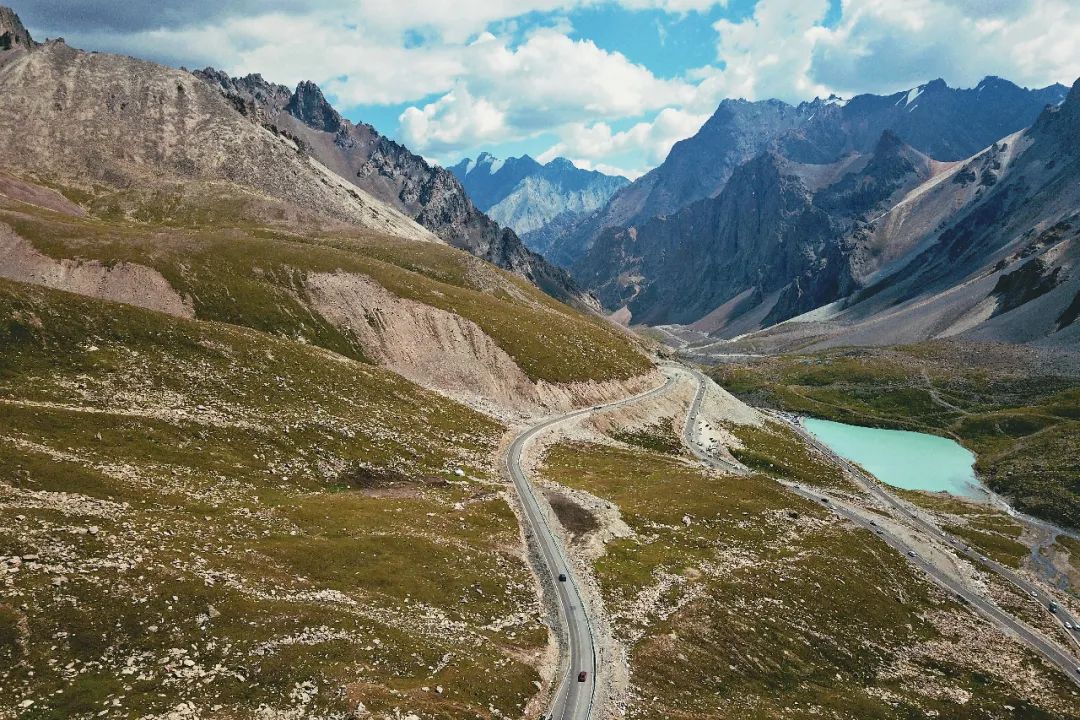 从伊犁出发的南北疆旅游攻略,火爆的新疆游