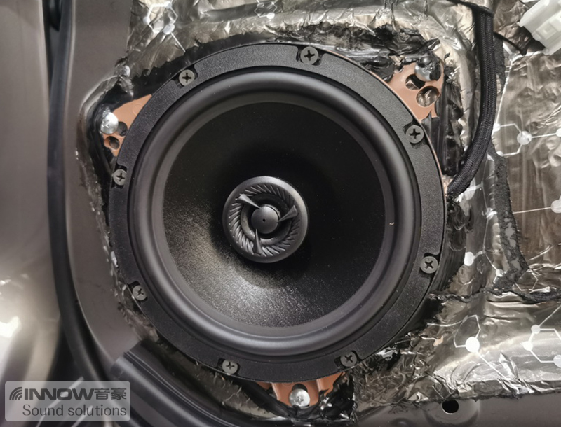 斯巴鲁森林人音响改装jbl,斯巴鲁森林人音响改装低音炮