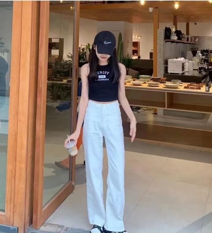 夏天多穿白色裤子,时髦干练有魅力