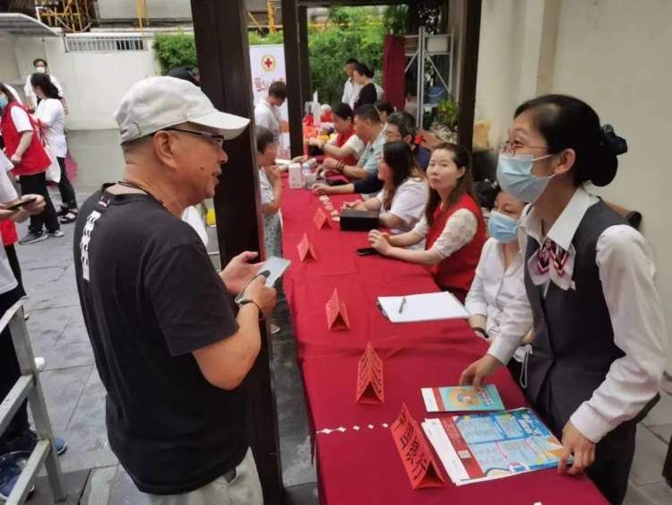 鎵嬭瘖閽堢伕鍏泭娲诲姩,鐖卞績鍏泭閽堢伕娲诲姩