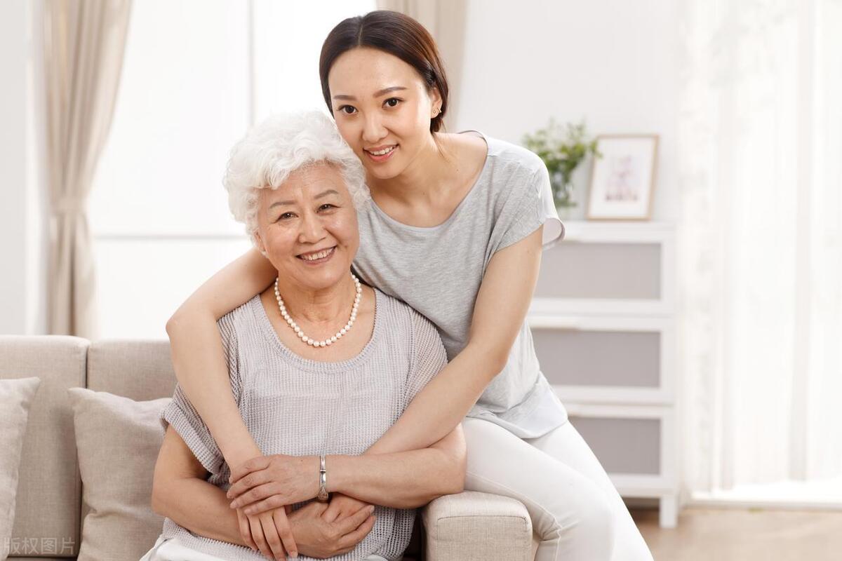 2万多的金手镯丢了心痛,金镯子丢了三千多