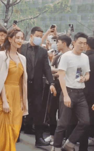 小腿外翻大腿凸起变直的方法,大腿前侧突出小腿外翻怎么瘦最快