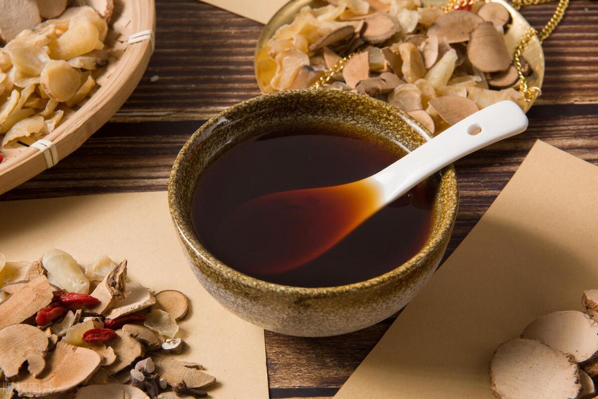 夜里皮肤痒，多因血燥！这张方子，滋阴养血，祛风止痒，巧妙化解