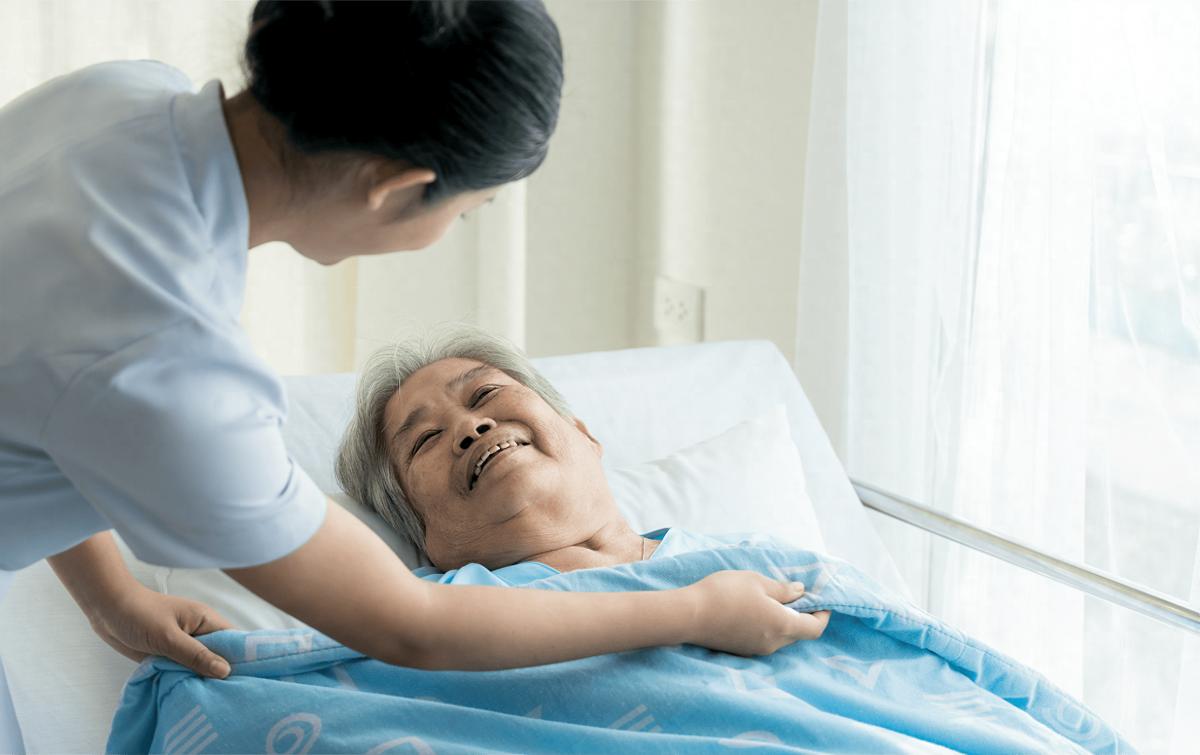 妻子退休大哥送礼物庆祝,老公退休送的鲜花