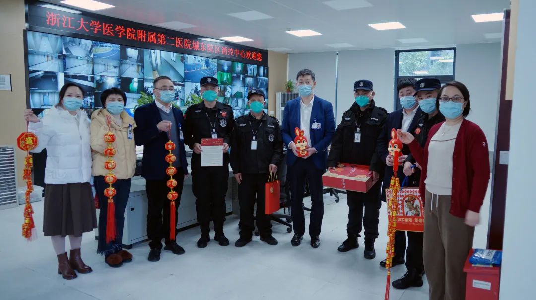 致敬国寿坚守岗位工作的人,致敬春节坚守在岗的同事们