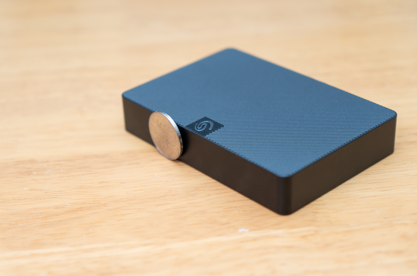 固态移动硬盘机械硬盘比较,4t固态移动硬盘为什么不建议买