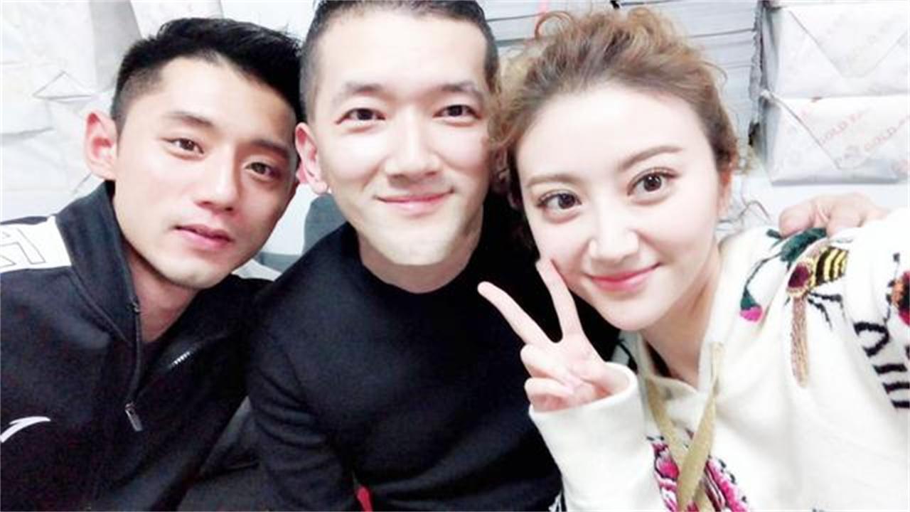 乱套了!那些买卖景甜视频的网友,你们是疯了吗?