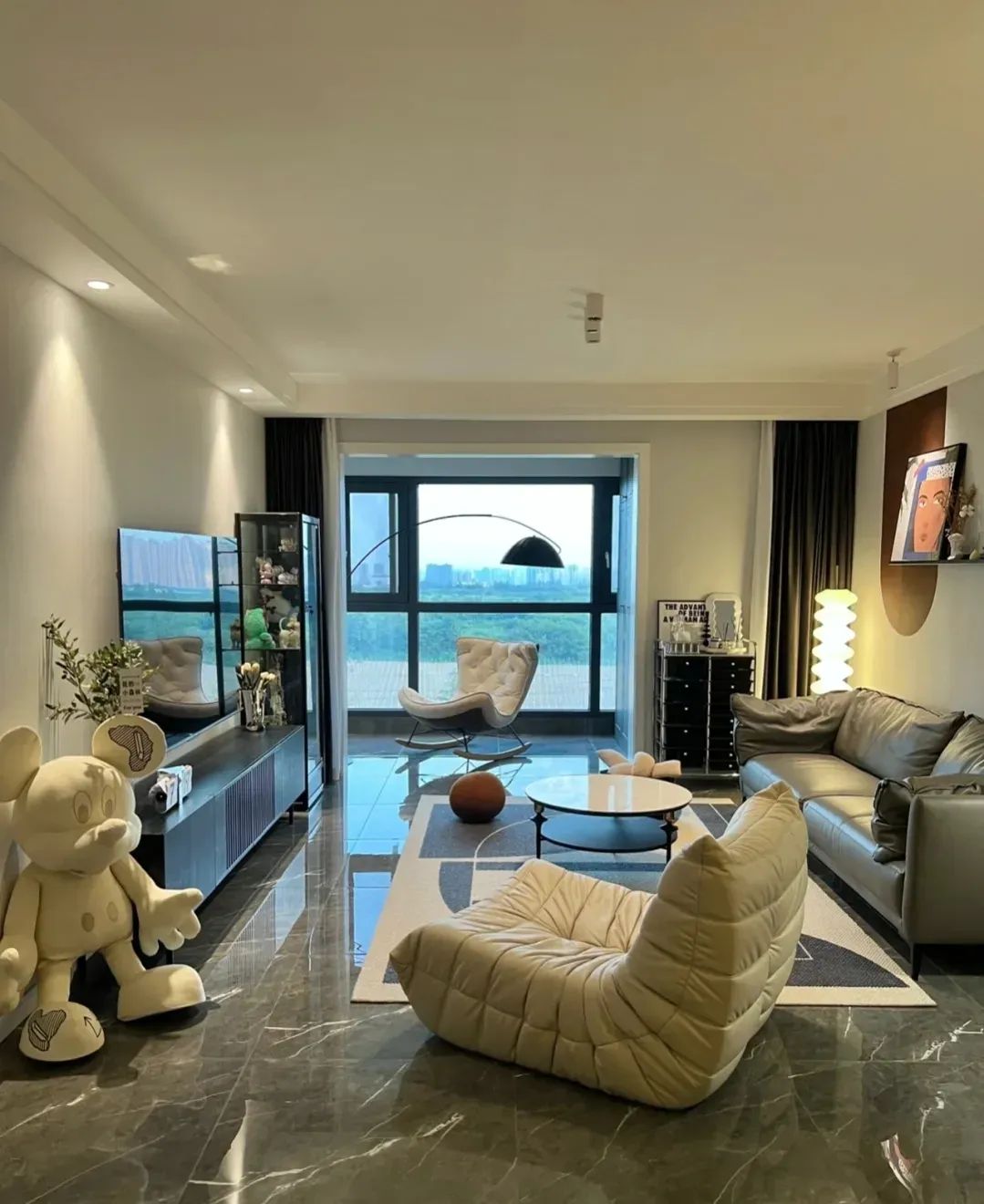 为什么聪明人买房都买大户型,为什么聪明人不愿意买大房子