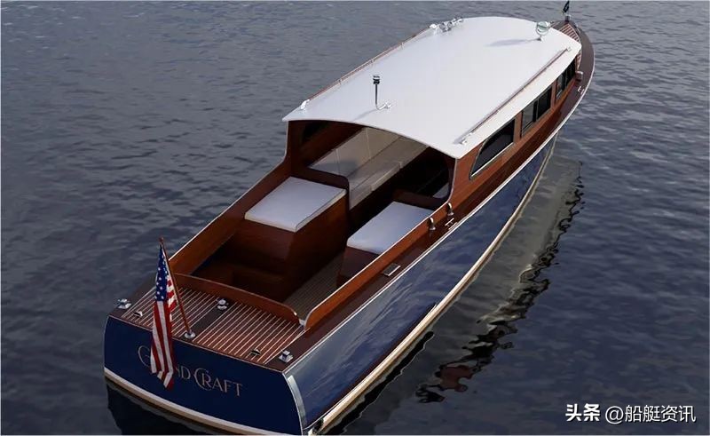 这家重生的造船商正在使用3d技术创造现代的红木经典游艇