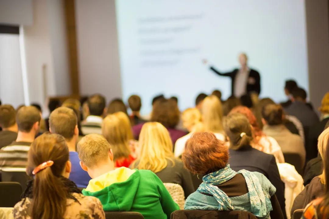 30岁还有没有必要去读个水硕,花30万出国留学值得吗