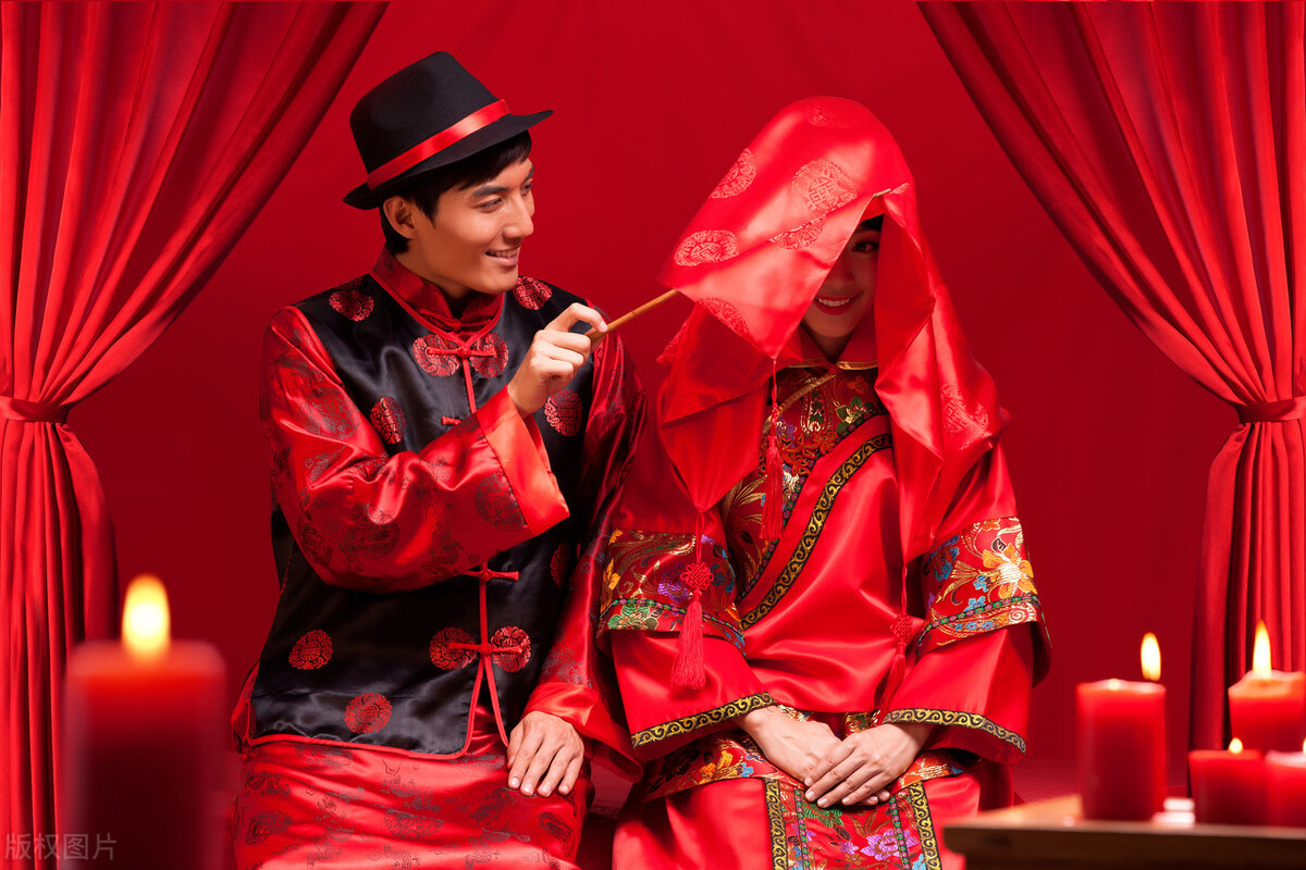 谈论婚姻英语口语表达,有关婚姻和恋爱的英语对话