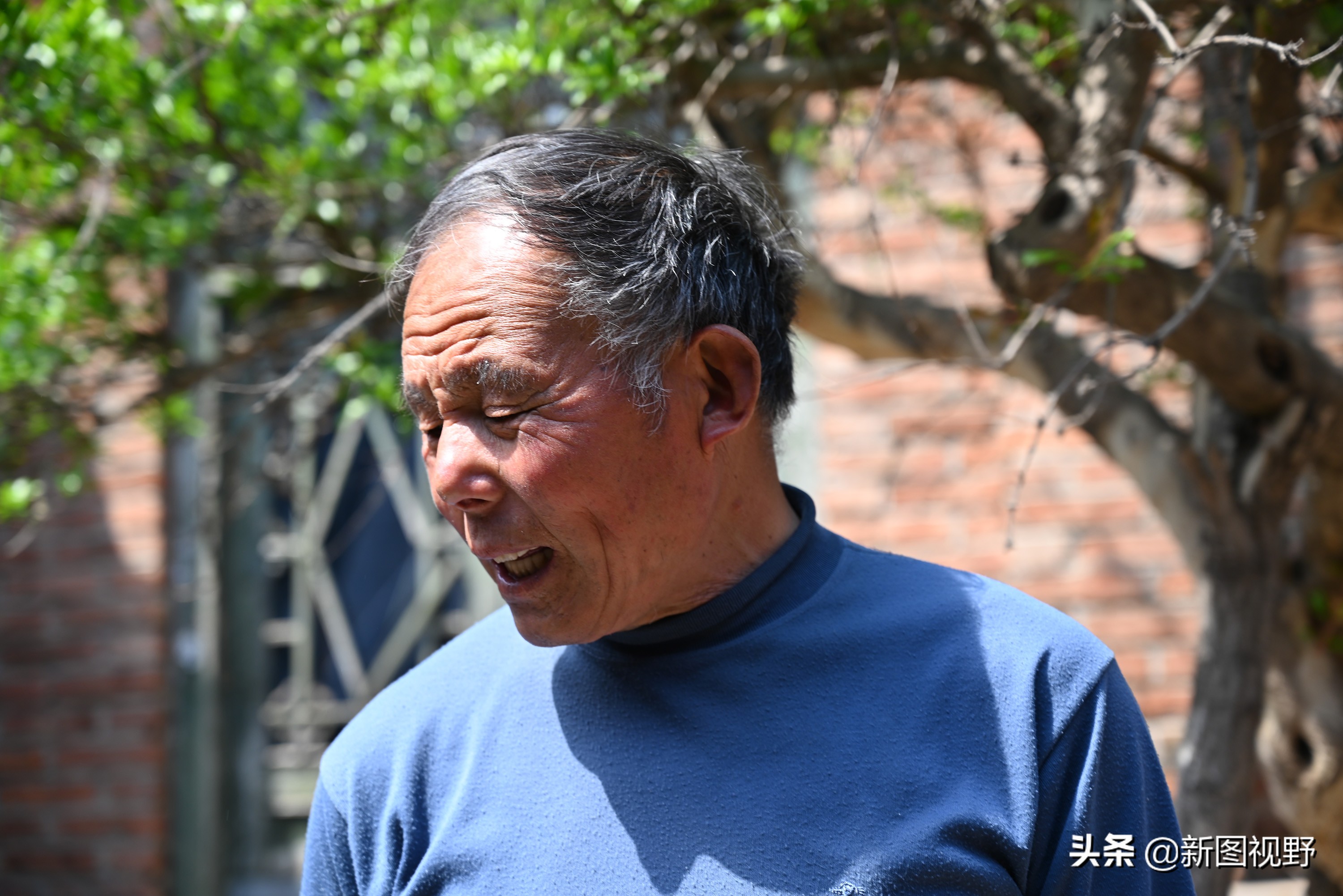 60岁大爷做什么生意好呢,66岁大爷摆摊生意