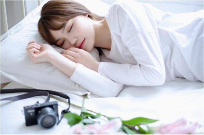 淡化鱼尾纹小技巧,三个方法杜绝鱼尾纹不留岁月痕迹