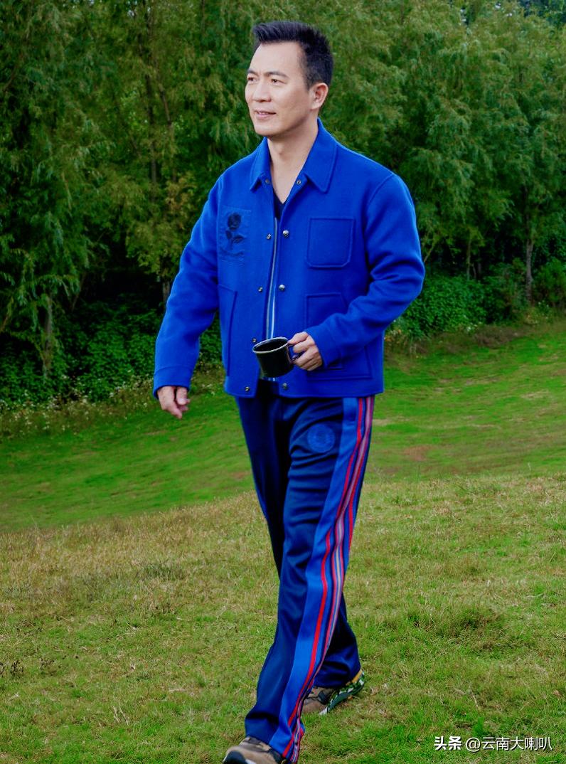 黄健翔近照曝光,黄健翔最帅的照片