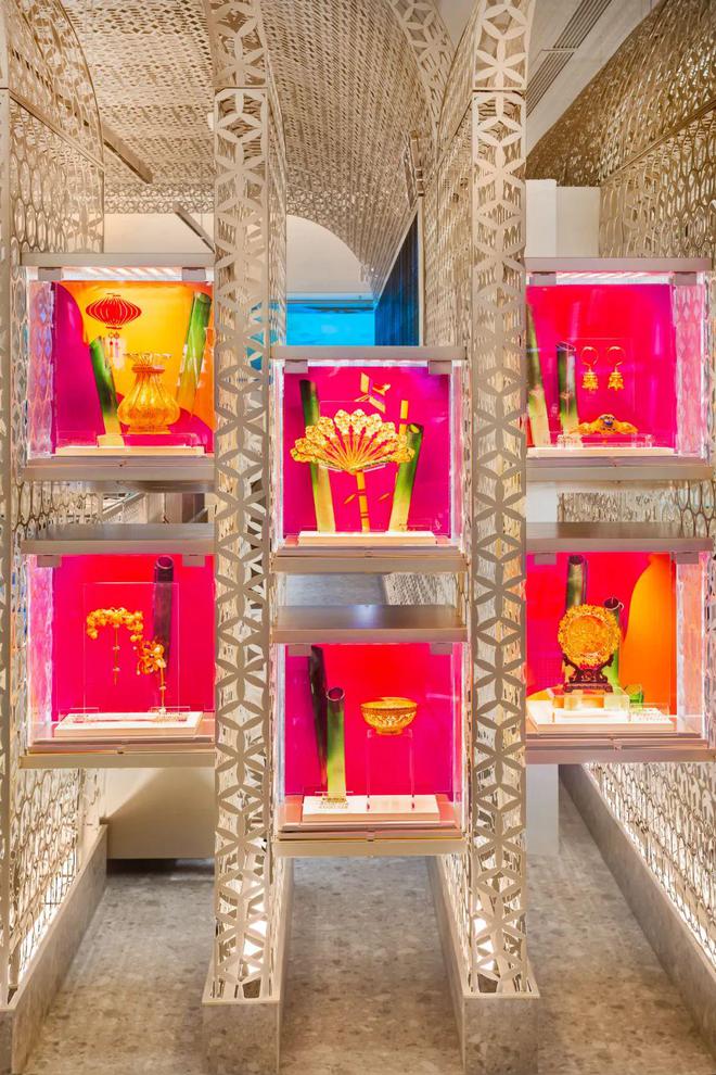 潮宏基襄阳首家非遗花丝概念店,潮宏基花丝工艺探店视频