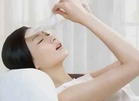 安全美白方法分享告别暗沉肌肤,肌肤透亮美白的秘诀