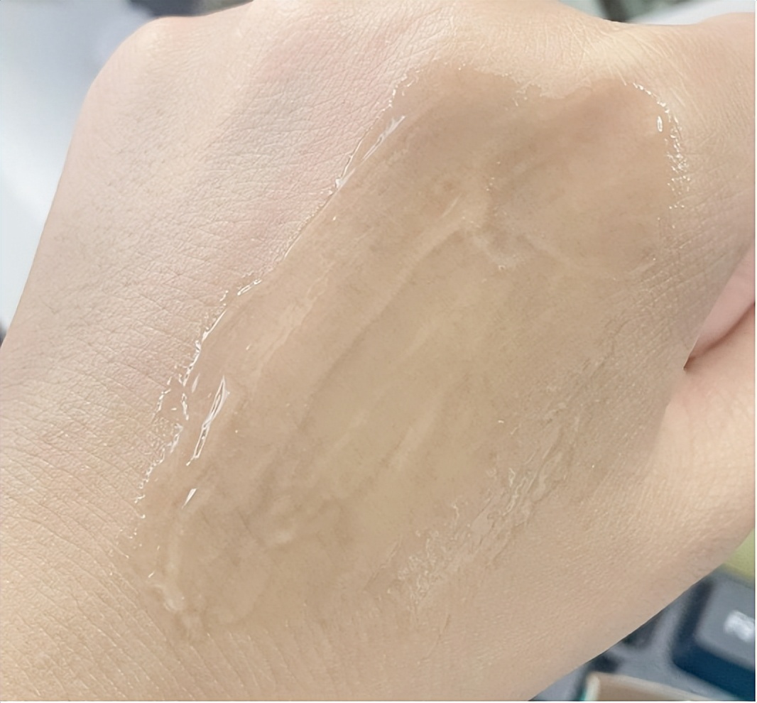 菲尔思初颜安肤霜,菲尔思初颜净痘精华液怎么用